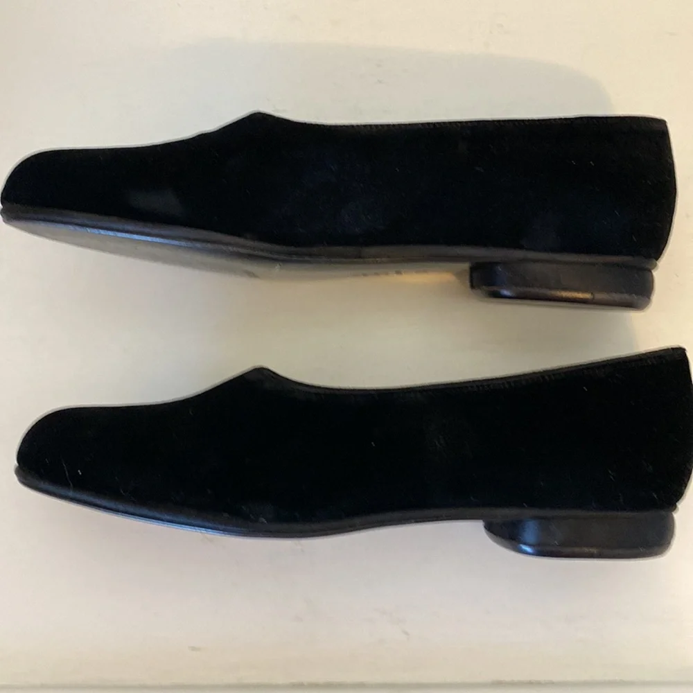 Giorgio Armani Black Velvet Loafer 37.5 - Picture 2 of 6